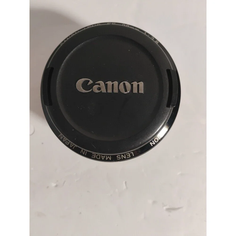 Canon EF 28mm f/2.8 Lens Canon EF Mount Excellent Condition